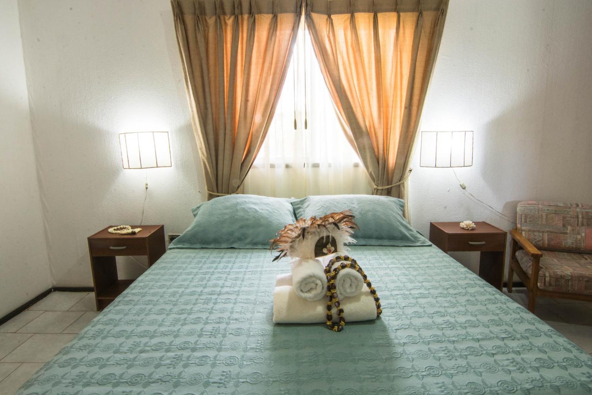 Hotel Hotu Matua By Ei Hanga Roa Ngoại thất bức ảnh
