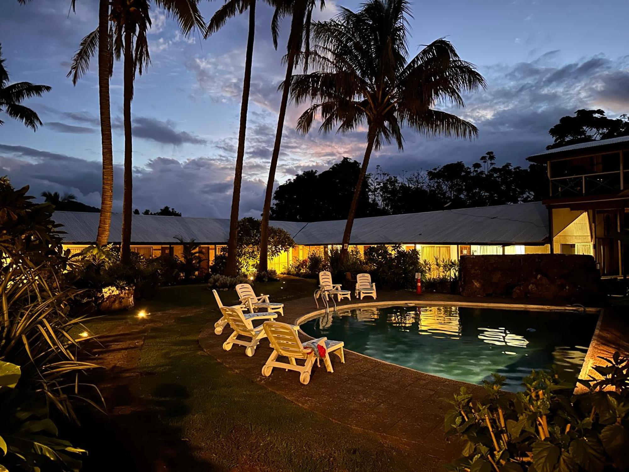 Hotel Hotu Matua By Ei Hanga Roa Ngoại thất bức ảnh