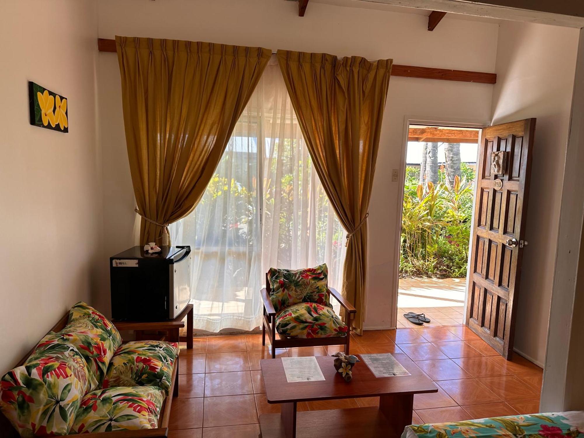 Hotel Hotu Matua By Ei Hanga Roa Ngoại thất bức ảnh